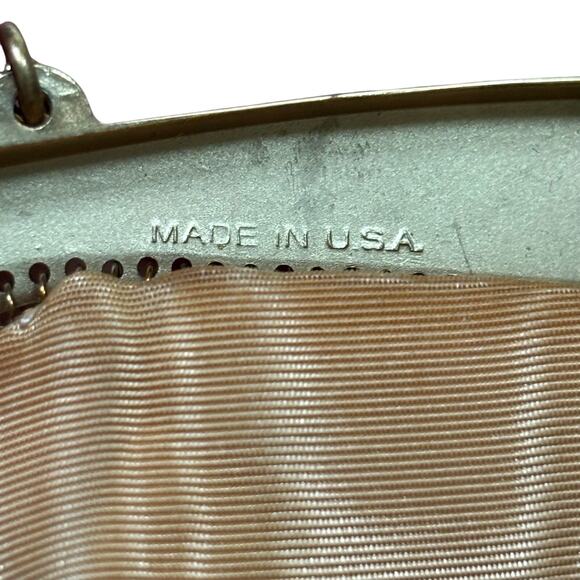 Vintage 1940's Whiting & Davis evening bag gold metal mesh shoulderbag purse - Picture 8 of 12